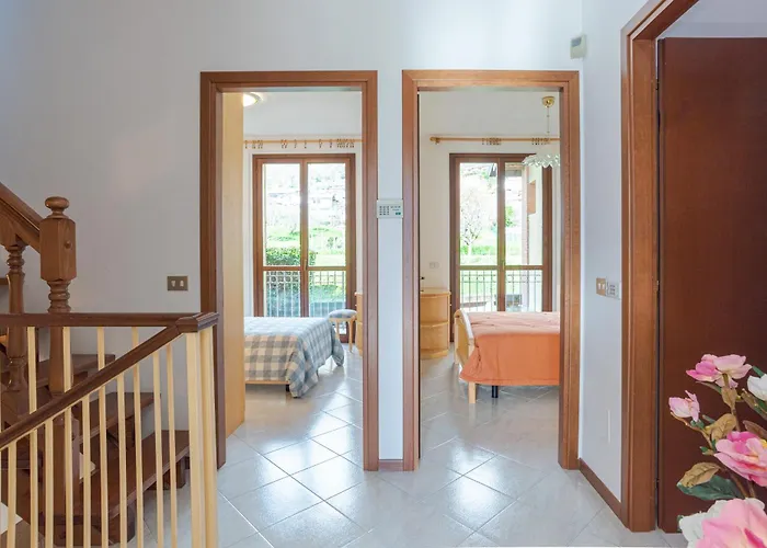 Semesterbostad Glamour Lenno